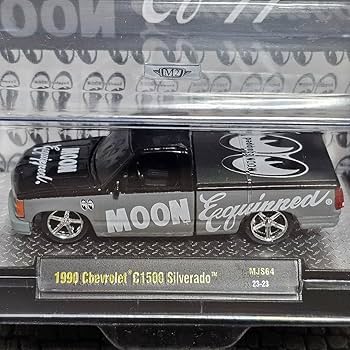 M2マシーン　ムーンアイズ　シボレー　C1500 　1/64　新品未開封 Amazon | M2 Machines 1/64 ムーンアイズ シボレー C1500 454SS
